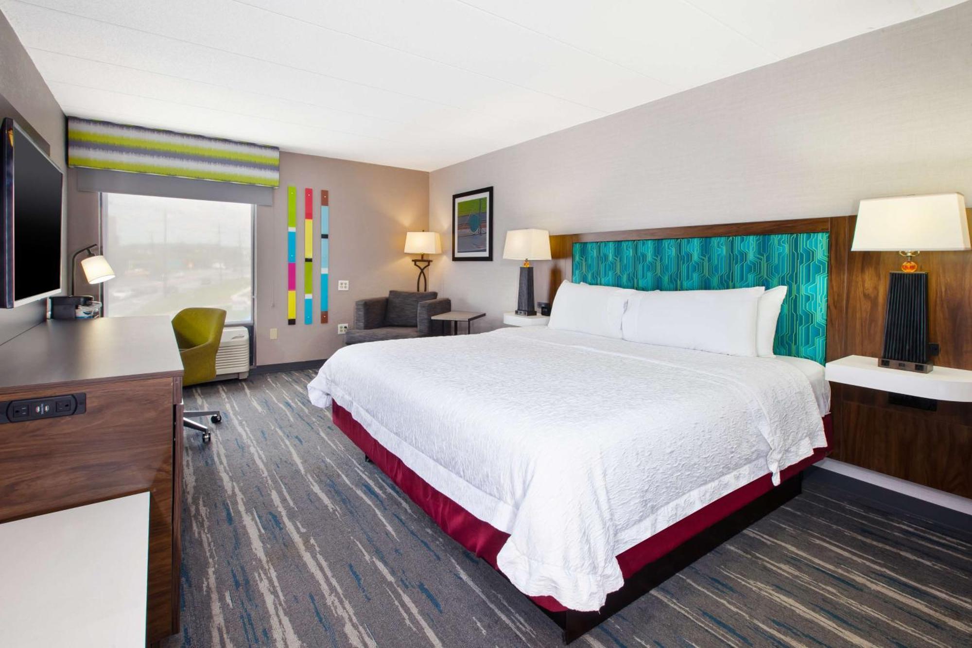King Room King Bed Non-Smoking,1552320163:JPEG